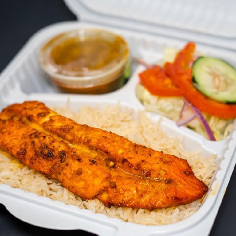 Delicious Gyros: A Mediterranean Delight